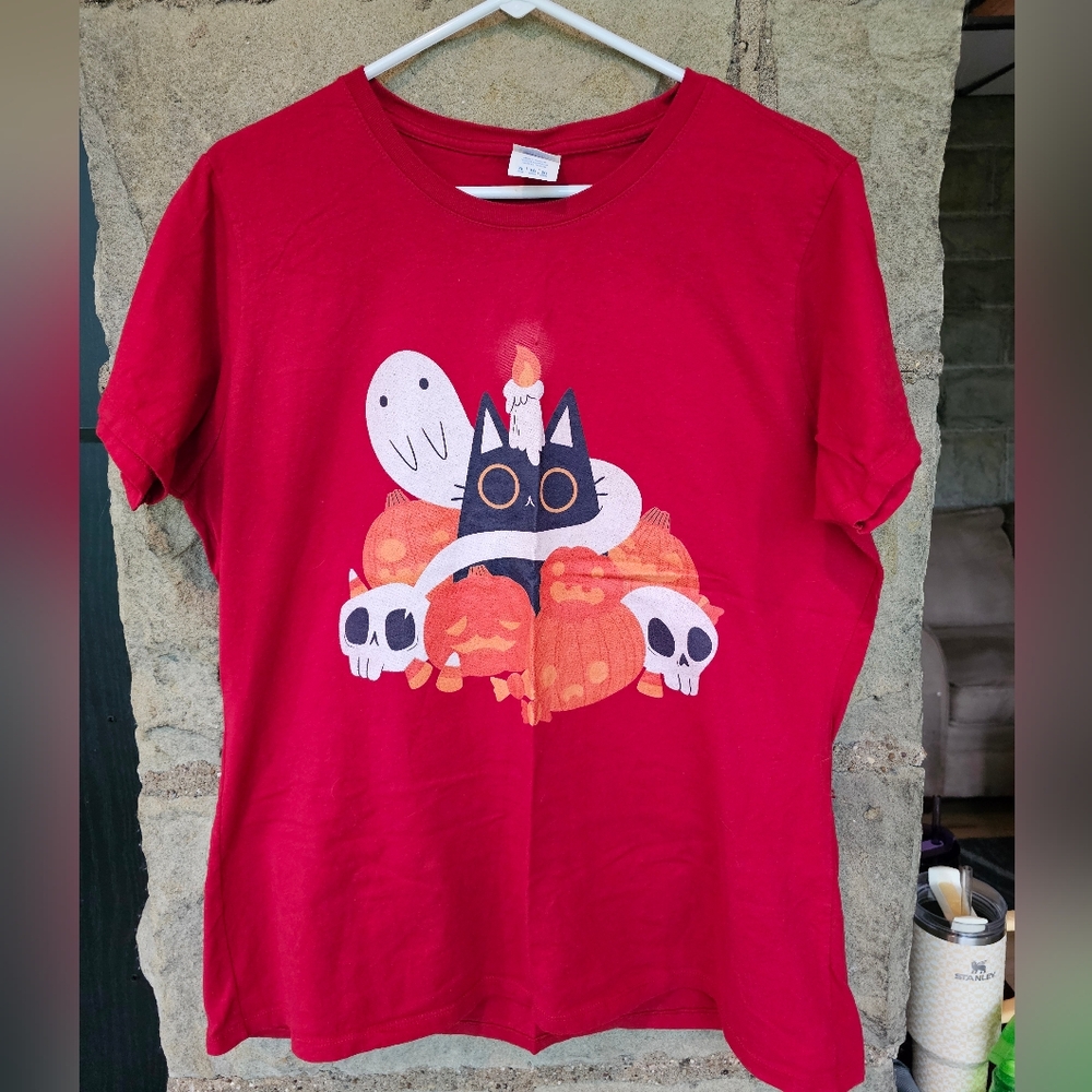 Spooky Red Cat and Pumpkin Tee
